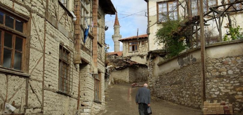 Antalya’da Yerel Mimari Malzemeler ve Kullanım Alanları