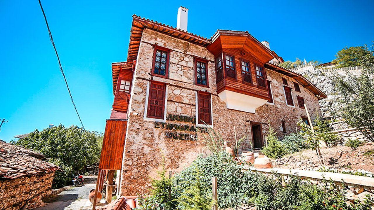 Antalya'nın Yerel Mimari Malzemelerine Genel Bakış